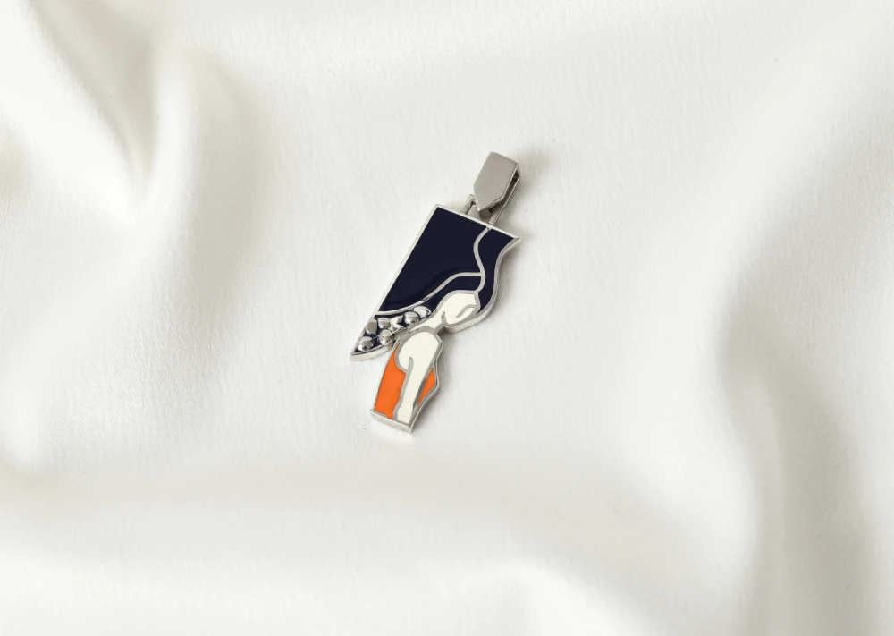 Կախազարդ արևահամ ծիրան